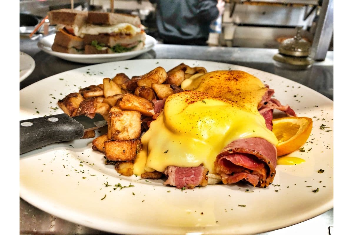 Smoked Meat Benny
