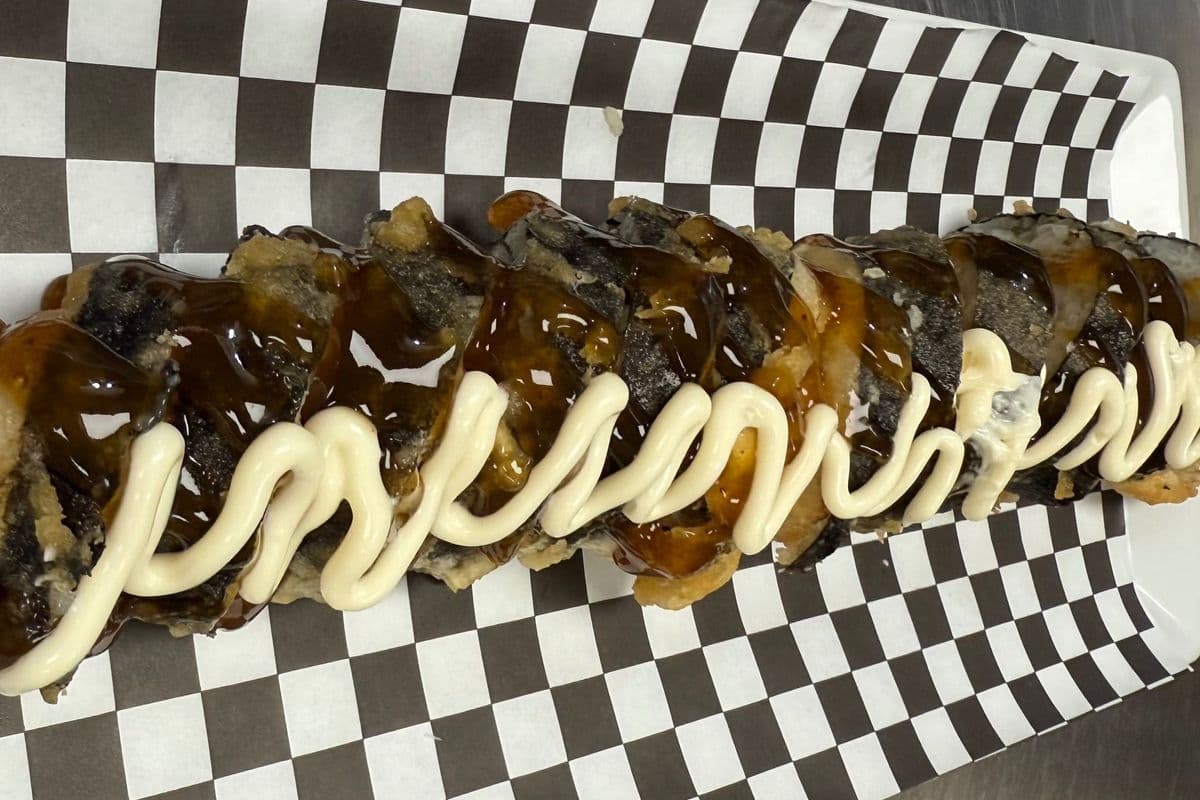 Jumbo Crispy Dj Roll (California)