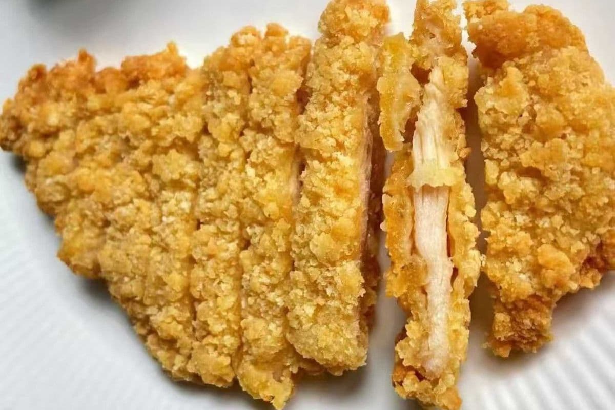 Deep Fried White Meat Chicken Cutlet (Torikatsu)