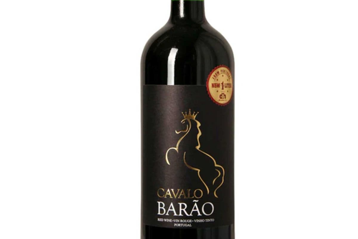 Cavalo Barão Premium Red Wine 1L (1 x 1L)