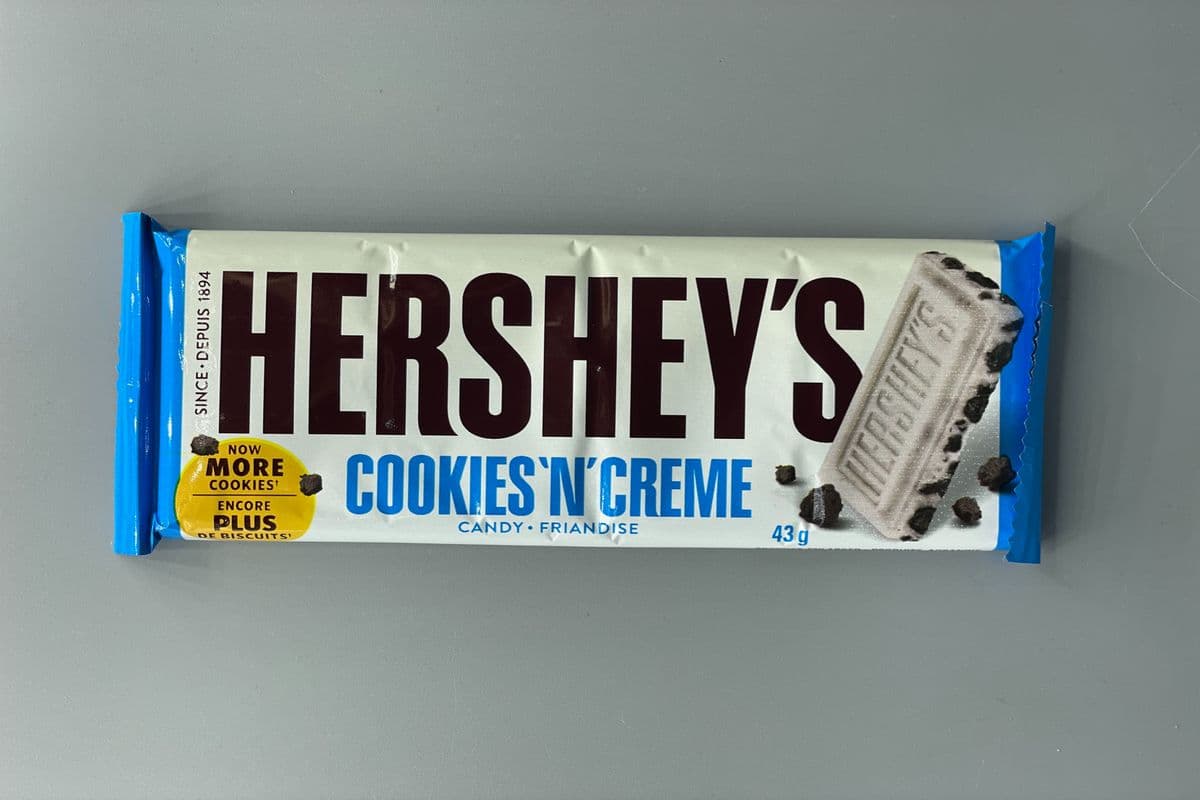 Hershey's Cookies N' Cream (43 g)