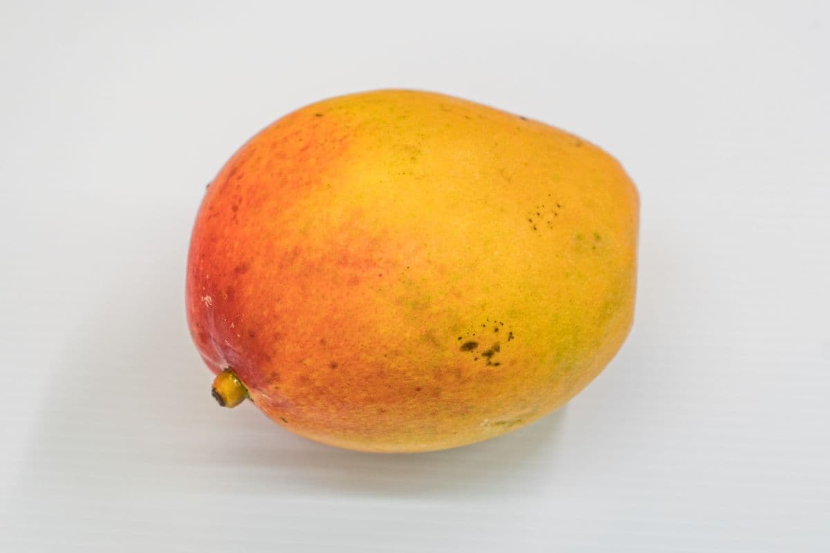 Mangue (2 mcx) / Mango (2 pcs)
