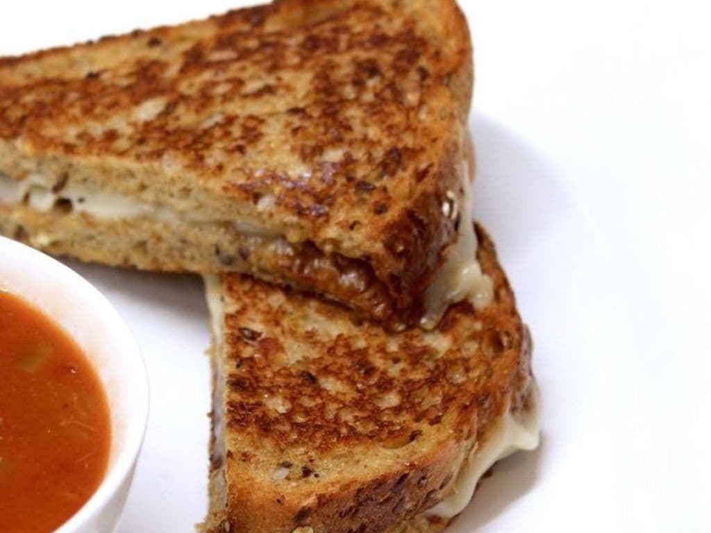 Grilled Cheeze