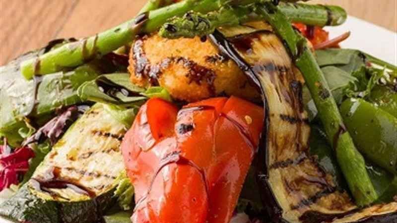 Grilled Vegetables and Warm Goat Cheese Salad