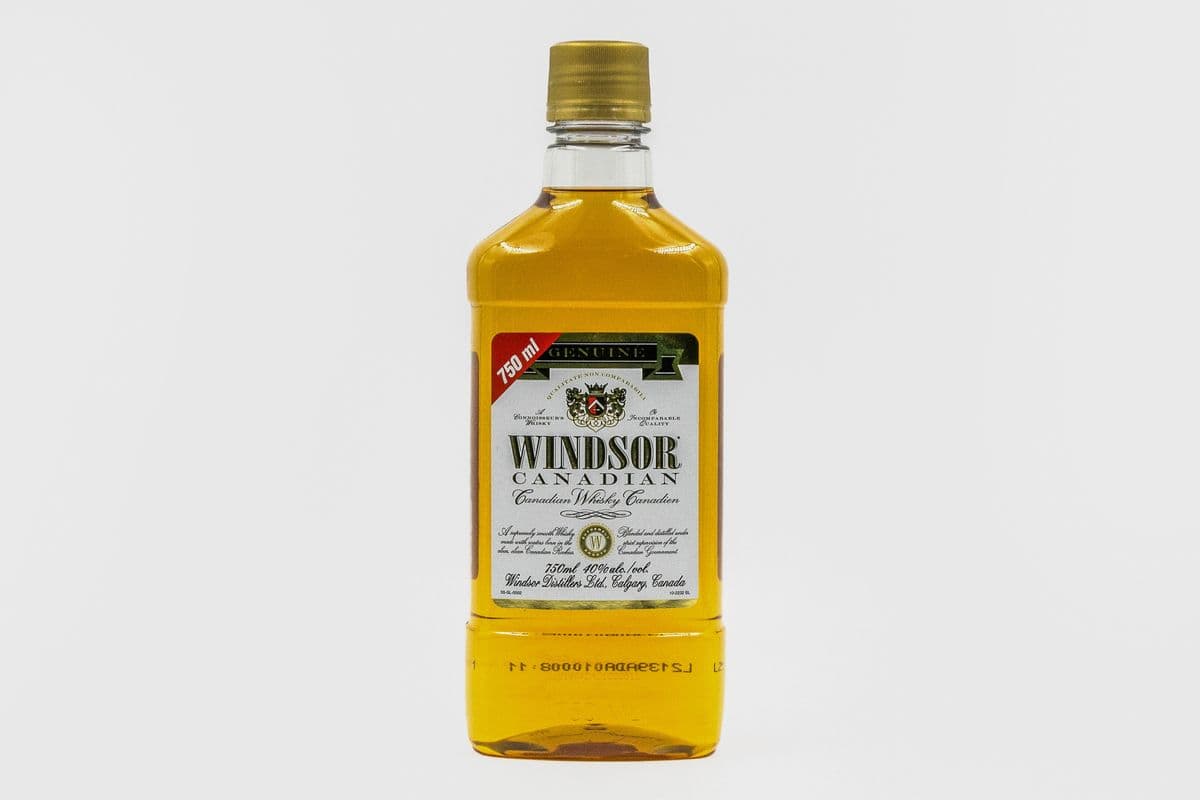 Windsor Canadian Rye Whiskey (1 x 750 ml)
