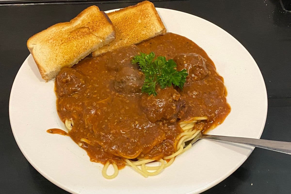 Spaghetti with Meatballs