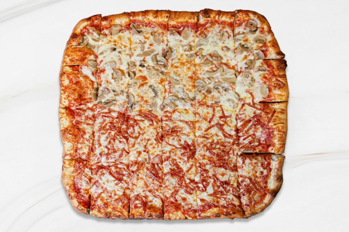 Queen Cheese Pizza (24 Slices)