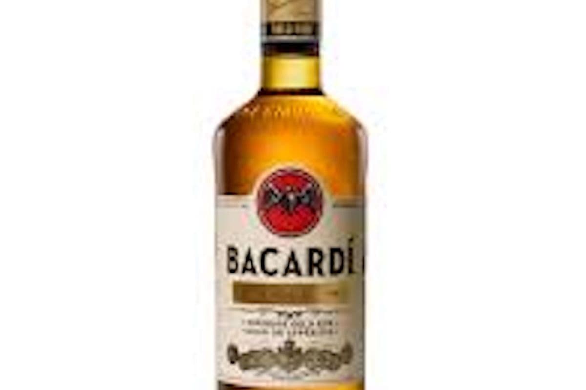 Bacardi Gold (1 x 750 ml)