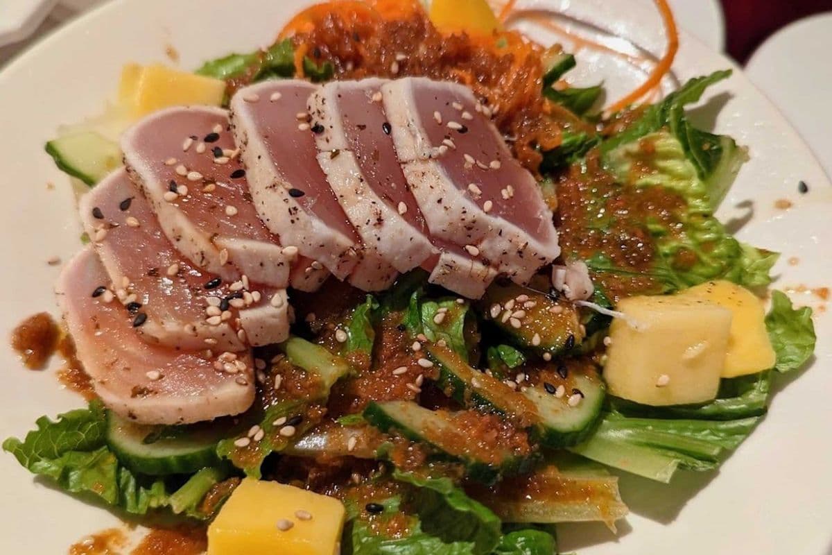 Seared Tuna Salad