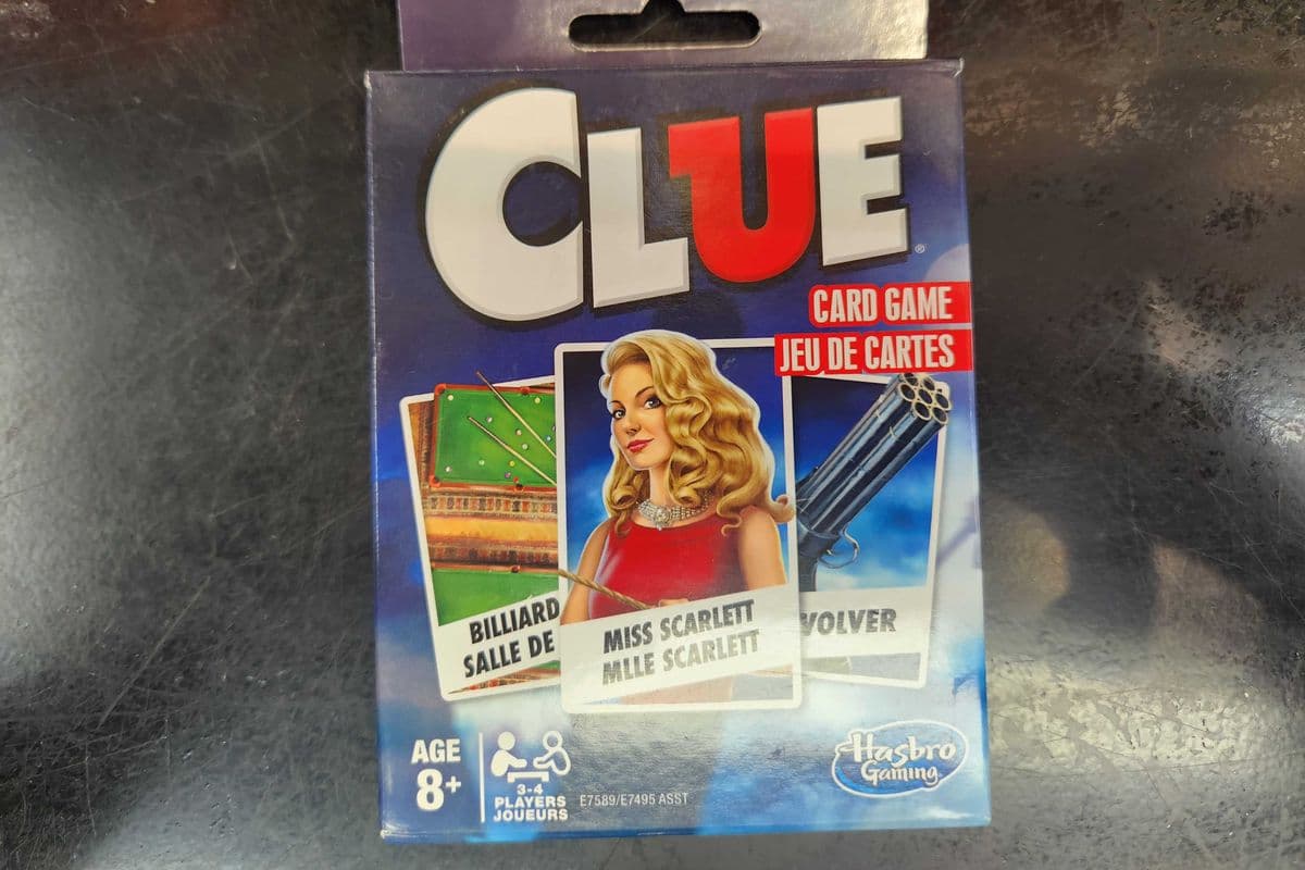 Clue card game - Clue jeu de cartes
