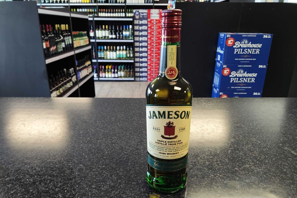Jameson Irish Whiskey (1 x 750 ml Bottle)