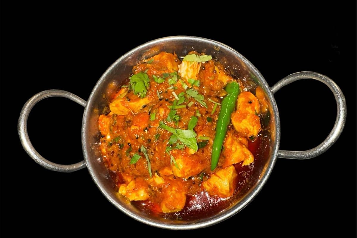 Poulet Karahi désossé avec Achar / Boneless Karahi Chicken with Achar