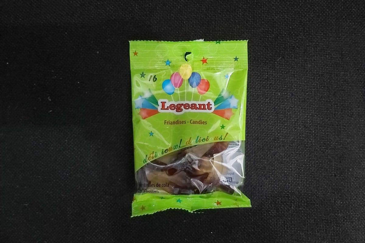 Legeant #16 Bouteilles de ccola / Ccola bottles