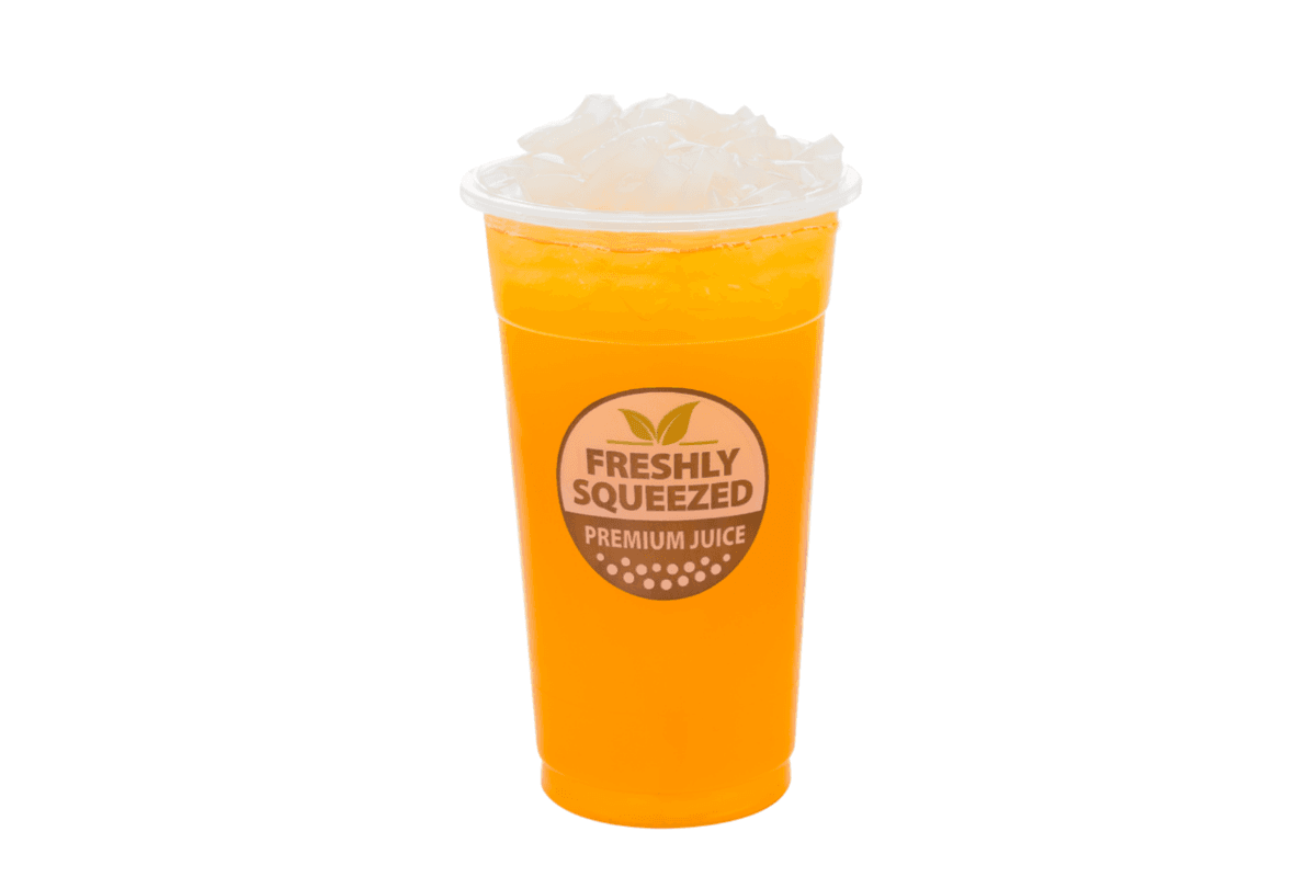 Passion Fruit Green Tea with Tapioca & Lychee Jelly Boba (500) (295 Cal)