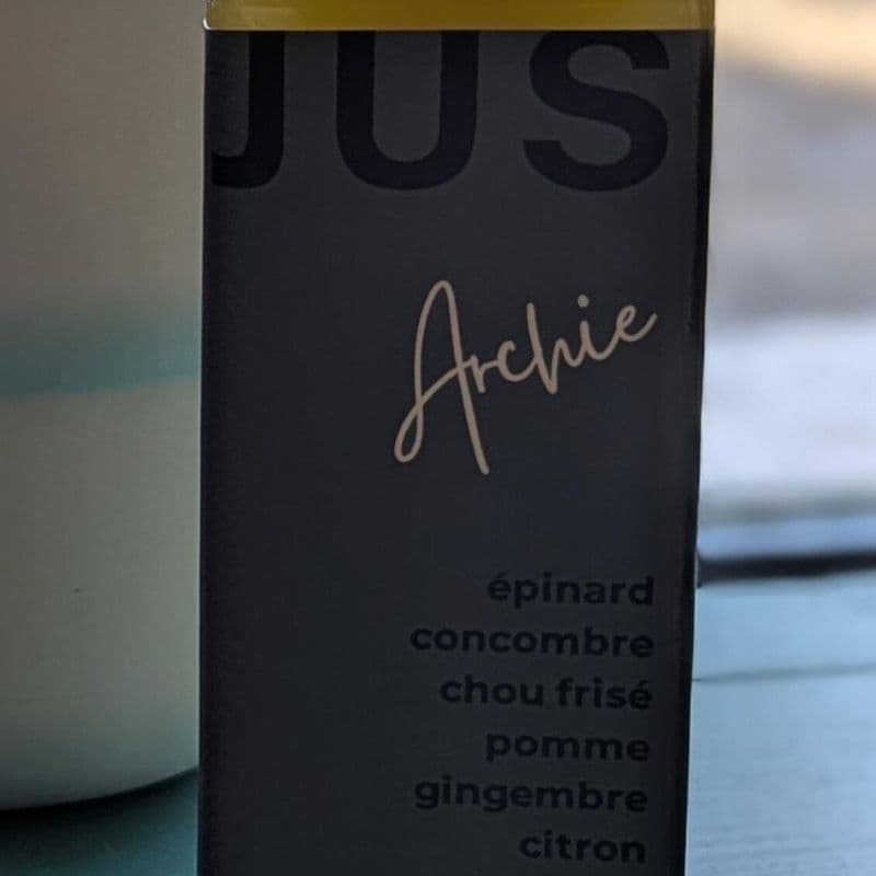 VERT - Épinard, Concombre, Pomme, Chou frisé, Citron, Gingembre - 300ml / GREEN - Spinach, Cucumber, Apple, Kale, Lemon, Ginger - 300ml