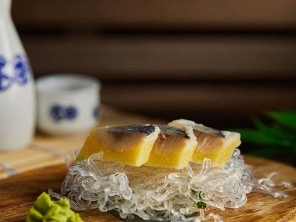 A32 Herring Roe Sashimi
