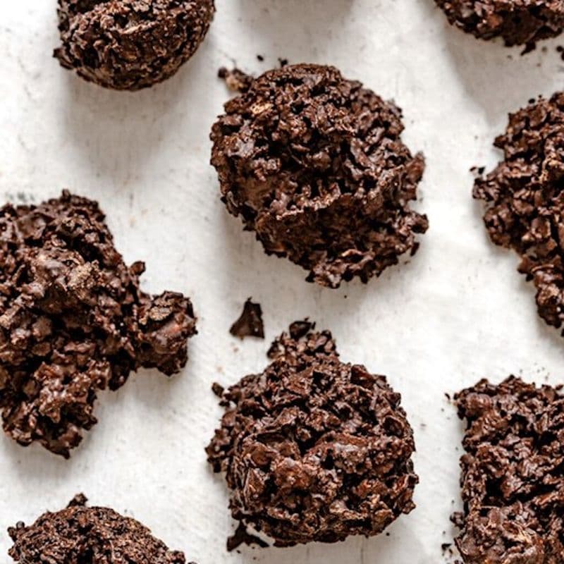 Rocher noir pur noisette par 6 / Pure Hazelnut Black Rock by 6