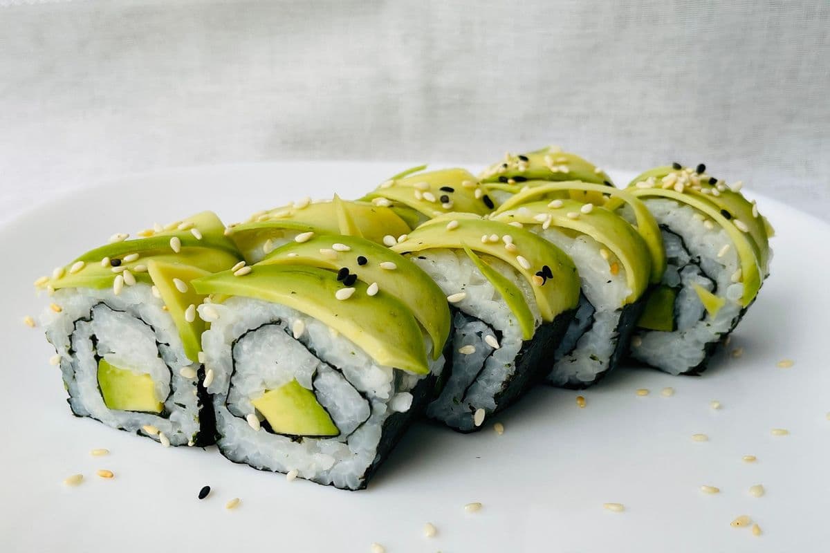 Veggie Cream Cheese Roll (8pcs)
