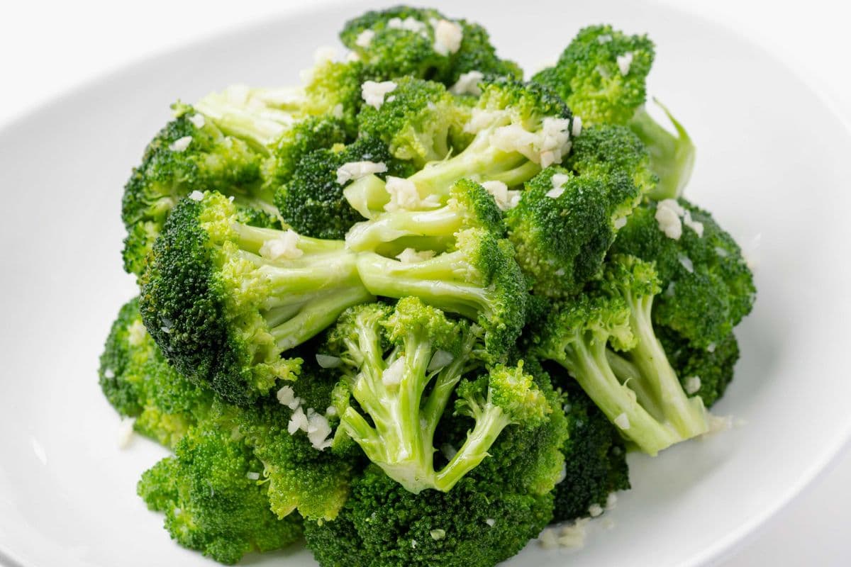 605. Broccoli Stir-Fried with Minced Garlic 蒜蓉西蘭花