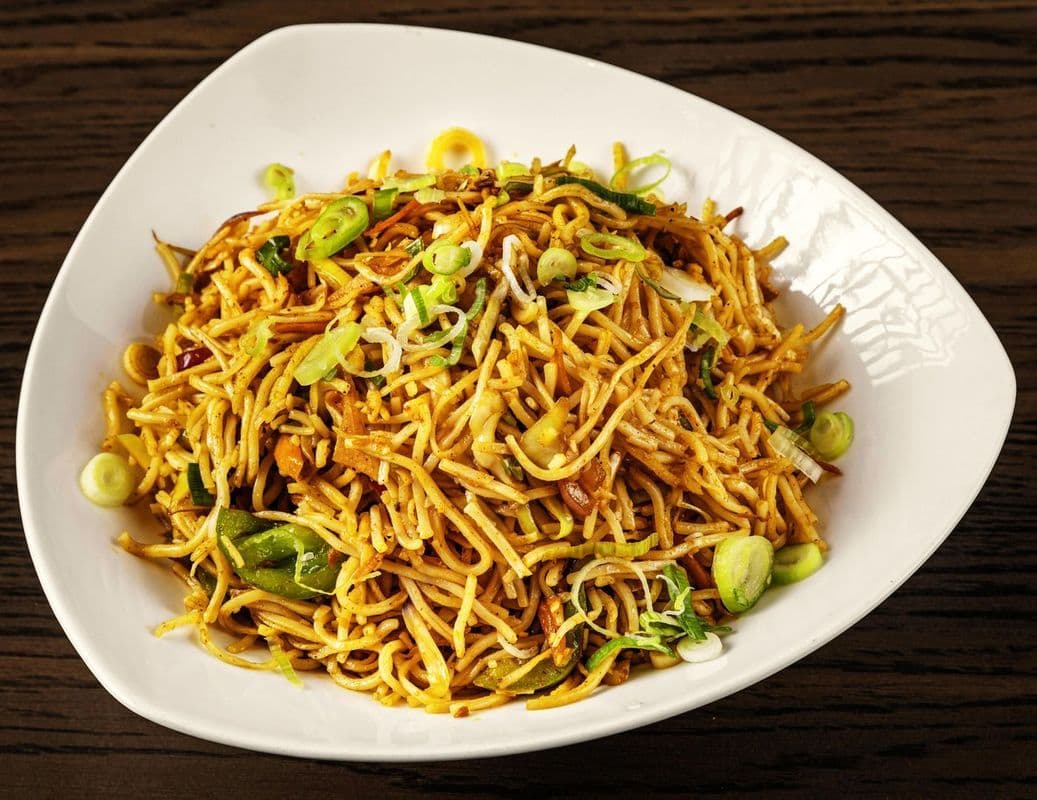 Veg Hakka Noodles
