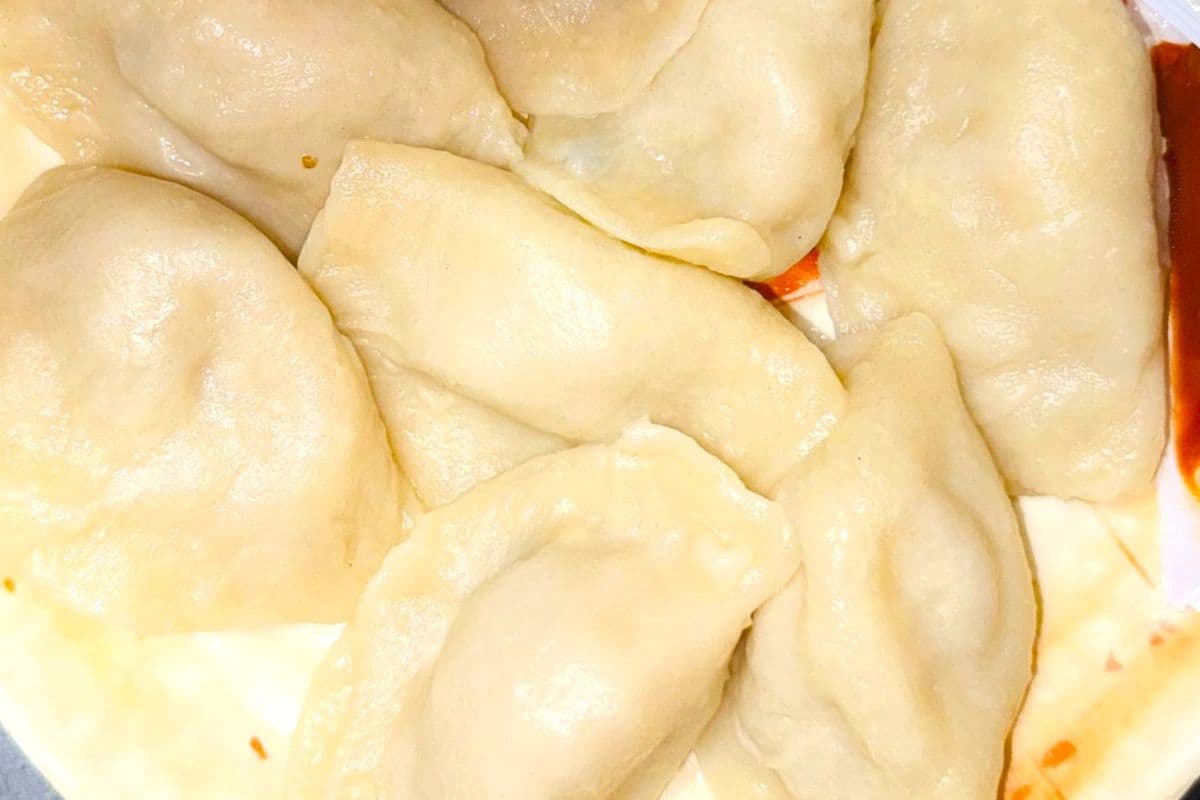 Momo Dumplings (8 pcs)