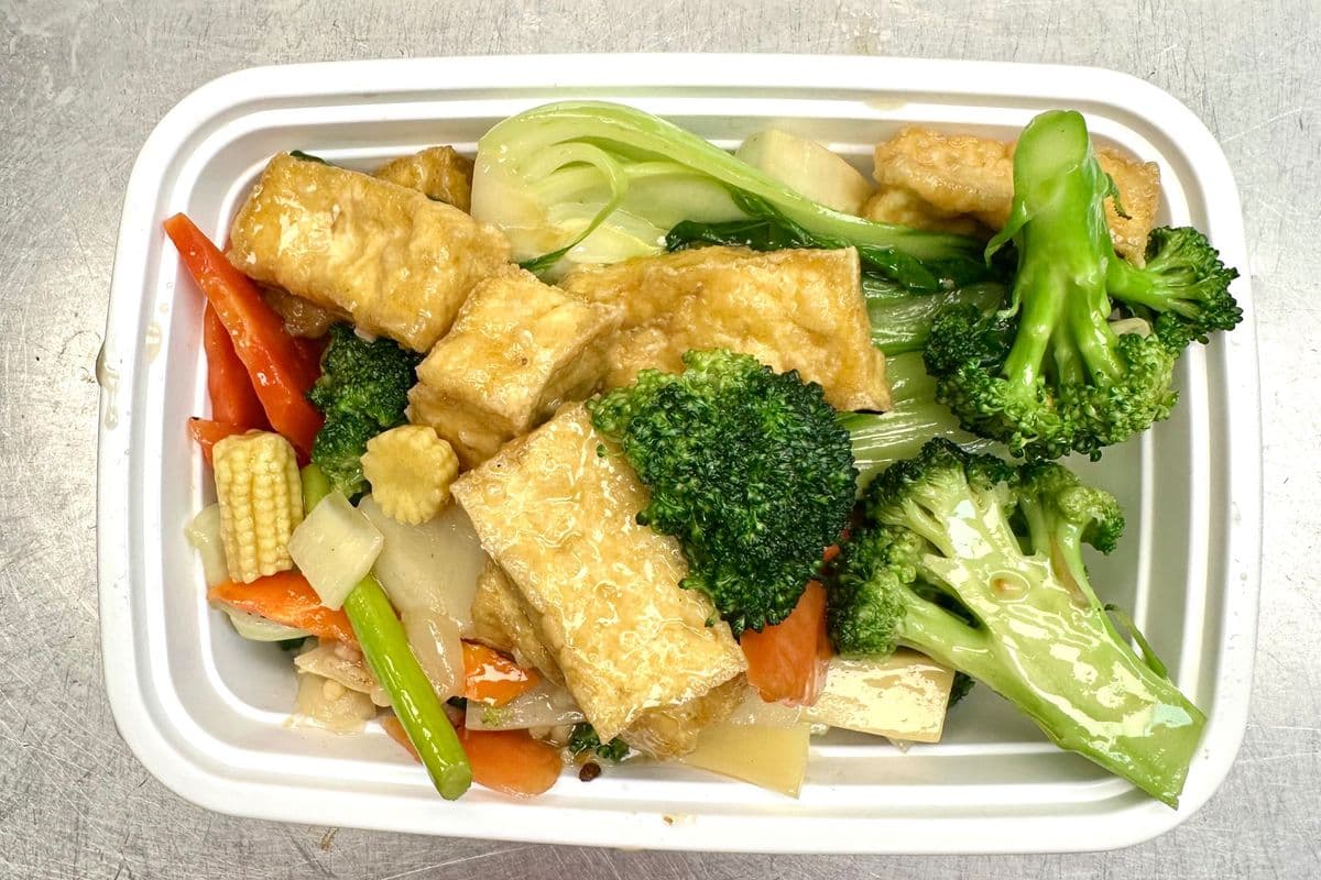 V9. Tofu et légumes / Tofu and Vegetables