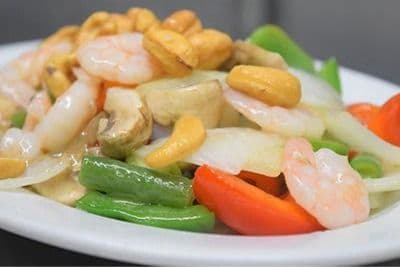 Crevettes aux noix de cajou / Shrimp with Cashews