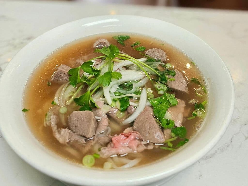 20 . Rare Beef And Beef Balls  - Pho Tai Bo Vien