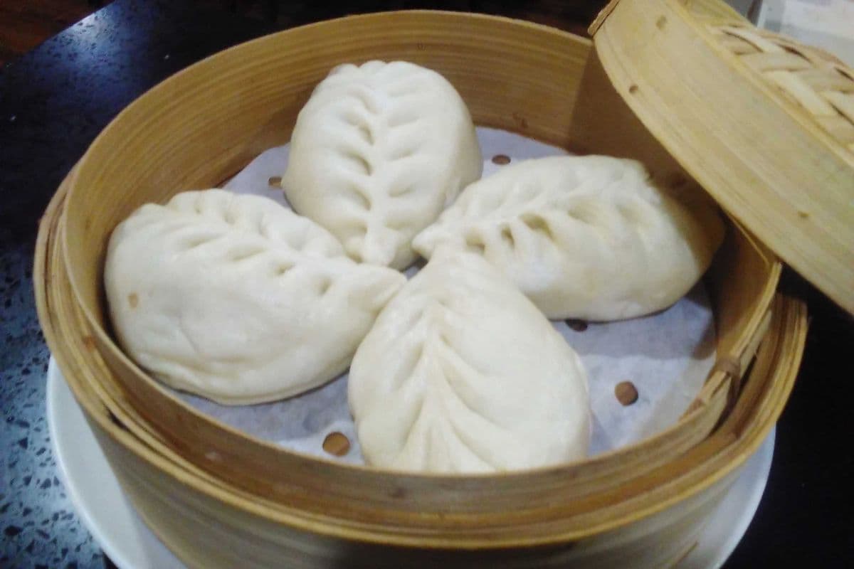 D4. Vegetable Buns (4 pcs) (素菜包)