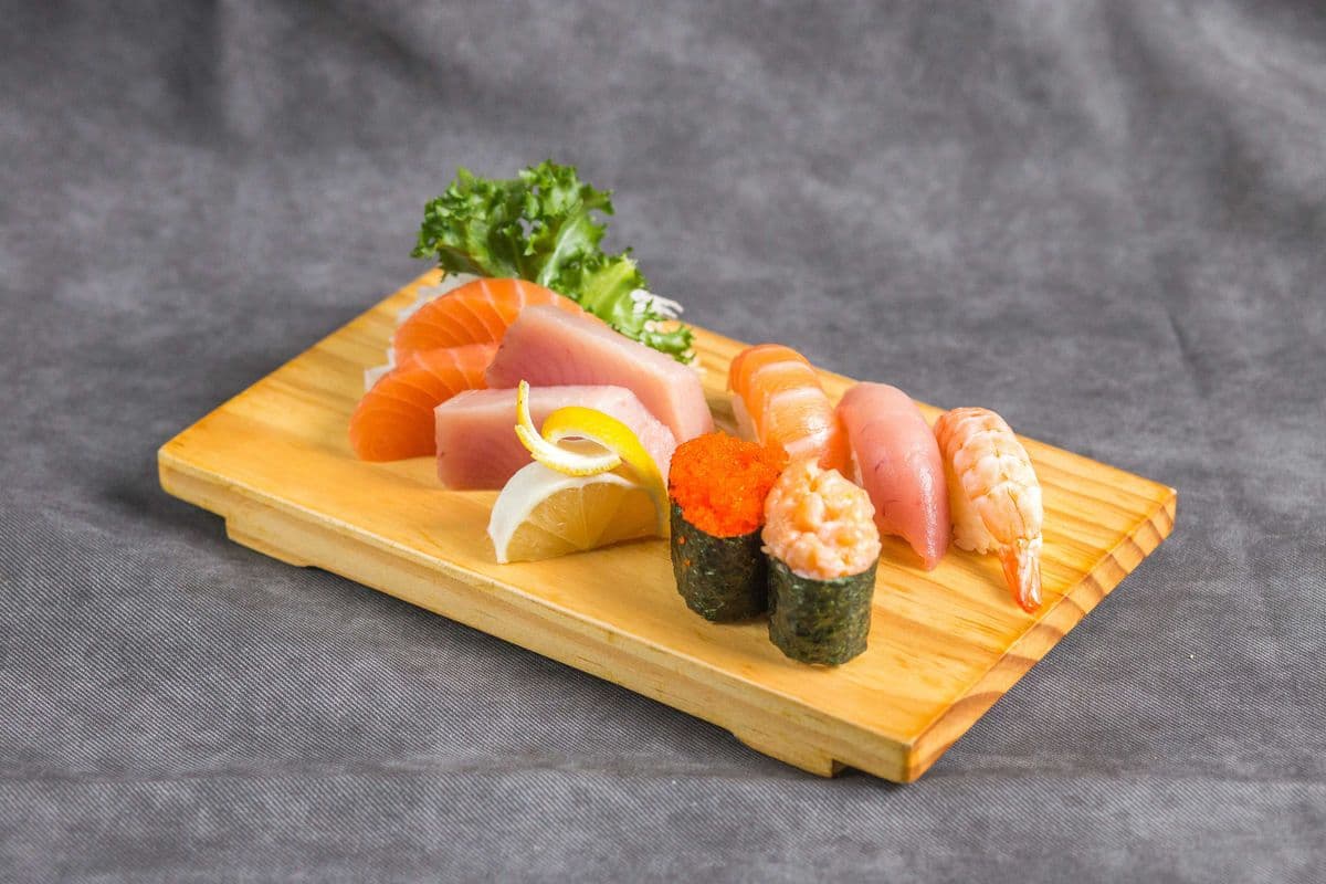 Sashimi and Sushi Combo