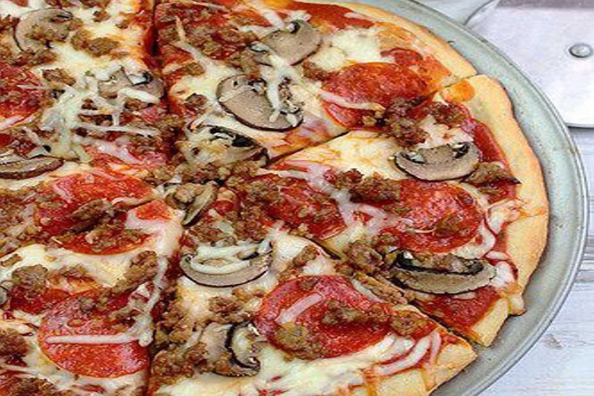 14. 12" Medium Mushroom Sausage Pizza
