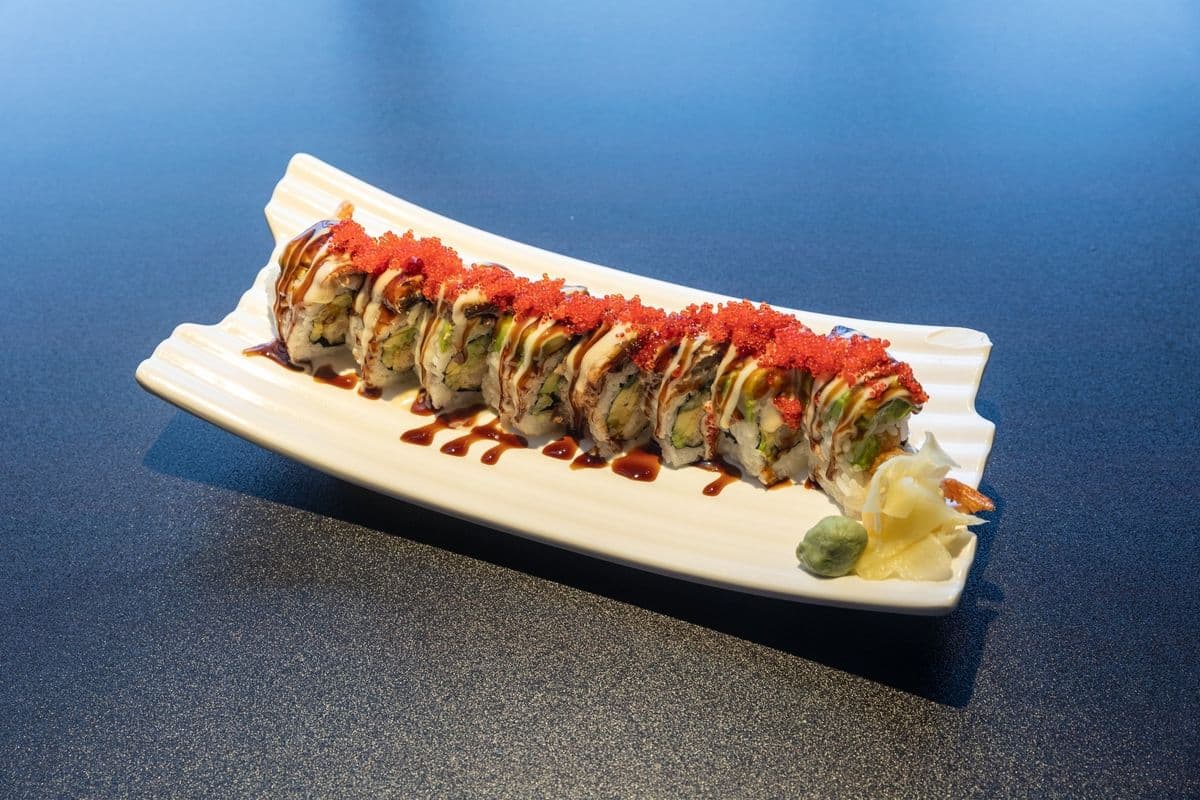 Dragon Roll (8 pcs)