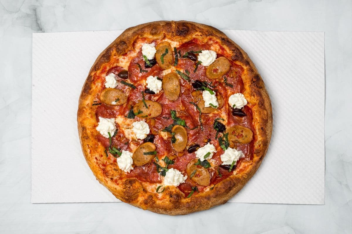 New York Style La Ferrari Pizza (Award Winning) (14")