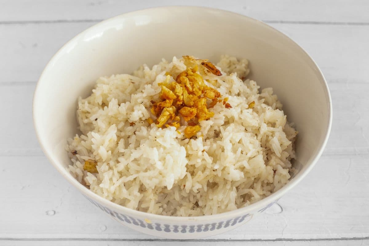 Garlic Rice (Serves 2-3)
