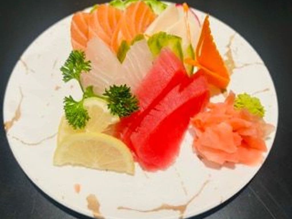 Assorted Sashimi Appi (9)