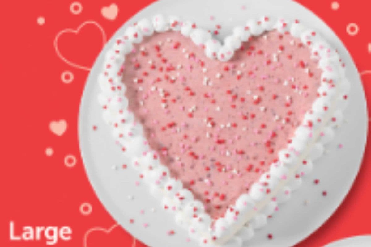 Blizzard® Large Heart Cake