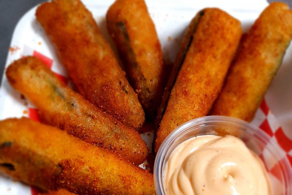Zuccini sticks (6 piece) (156 Cal)