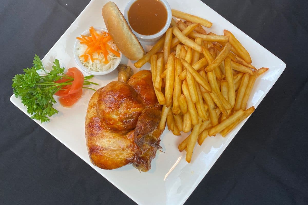 1. Poulet entier / Whole Chicken