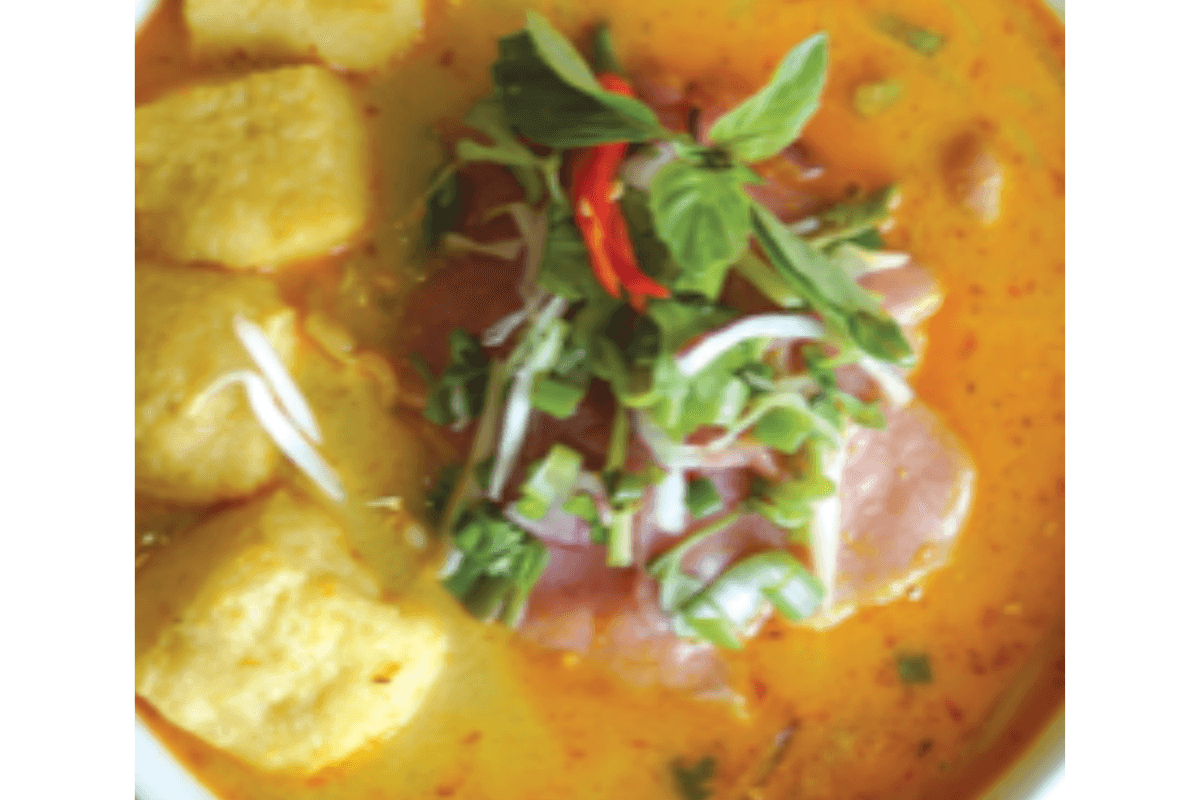 117V. Laksa Malaysian Noodle Soup with Coconut