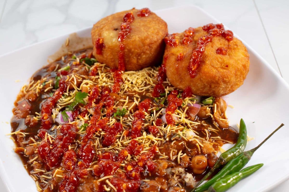 Aloo Tikki Chaat