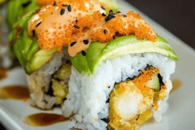 Green Dragon Roll (8 pcs)
