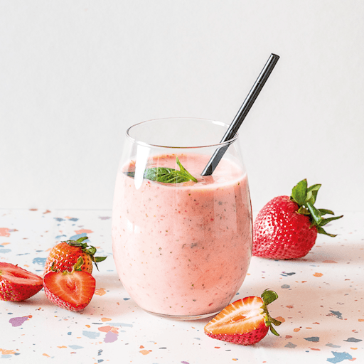Smoothie Fraises et basilic / Strawberries & Basil Smoothie