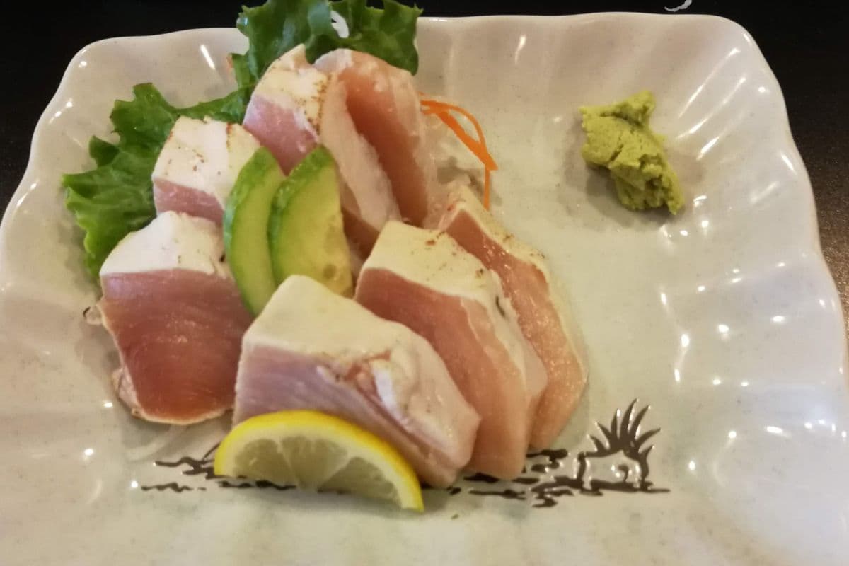 106. Tuna Tataki (7 pcs)