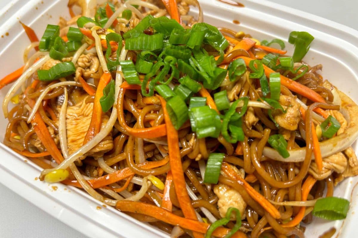 W1. Chow Mein 炒面