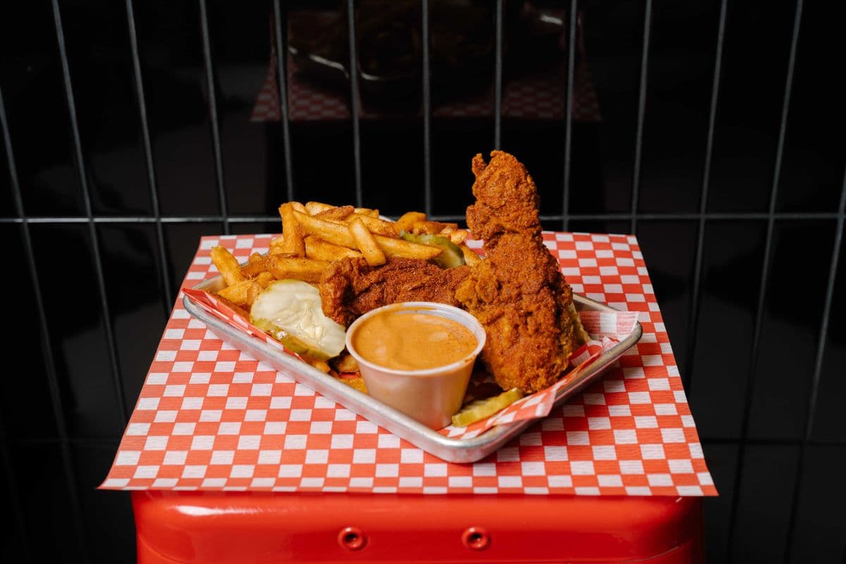 1 Drumstick, 1 Jumbo Strip Meal (2 pcs)