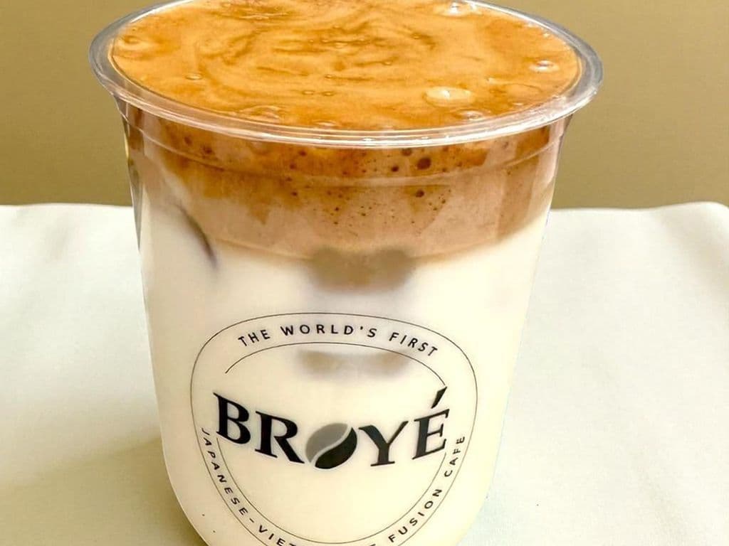 The Old White Coffee (Bac Xiu)