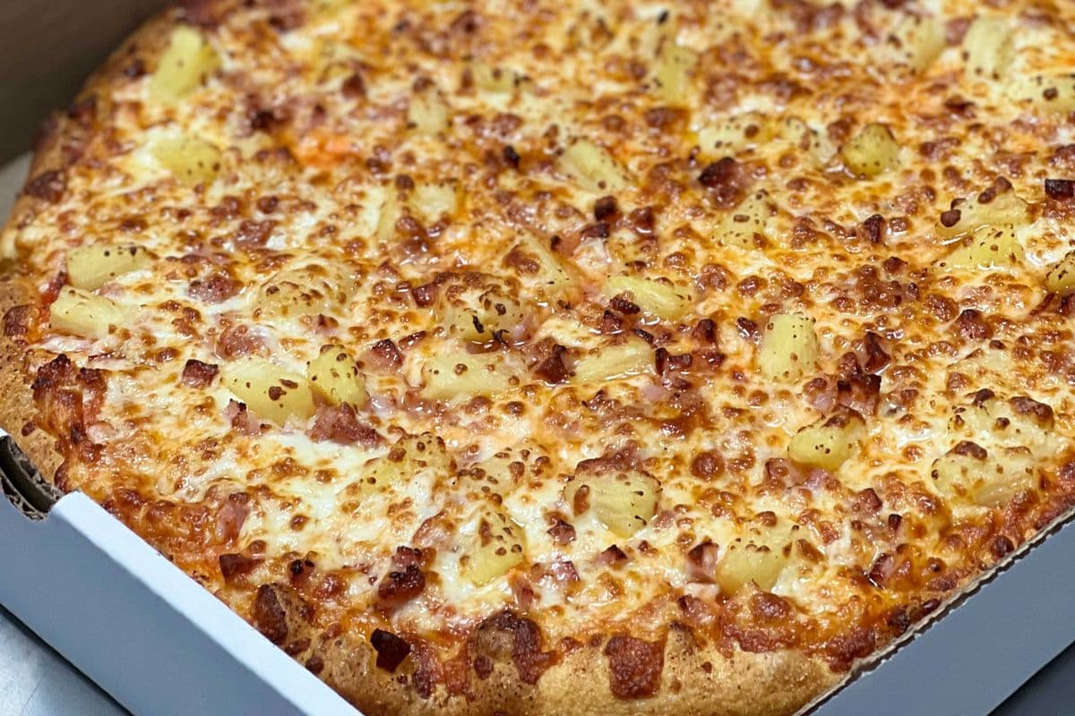 Small Hawaiian Pizza