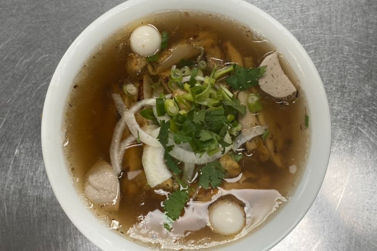 P2. Pho D'lite Chicken (Large)