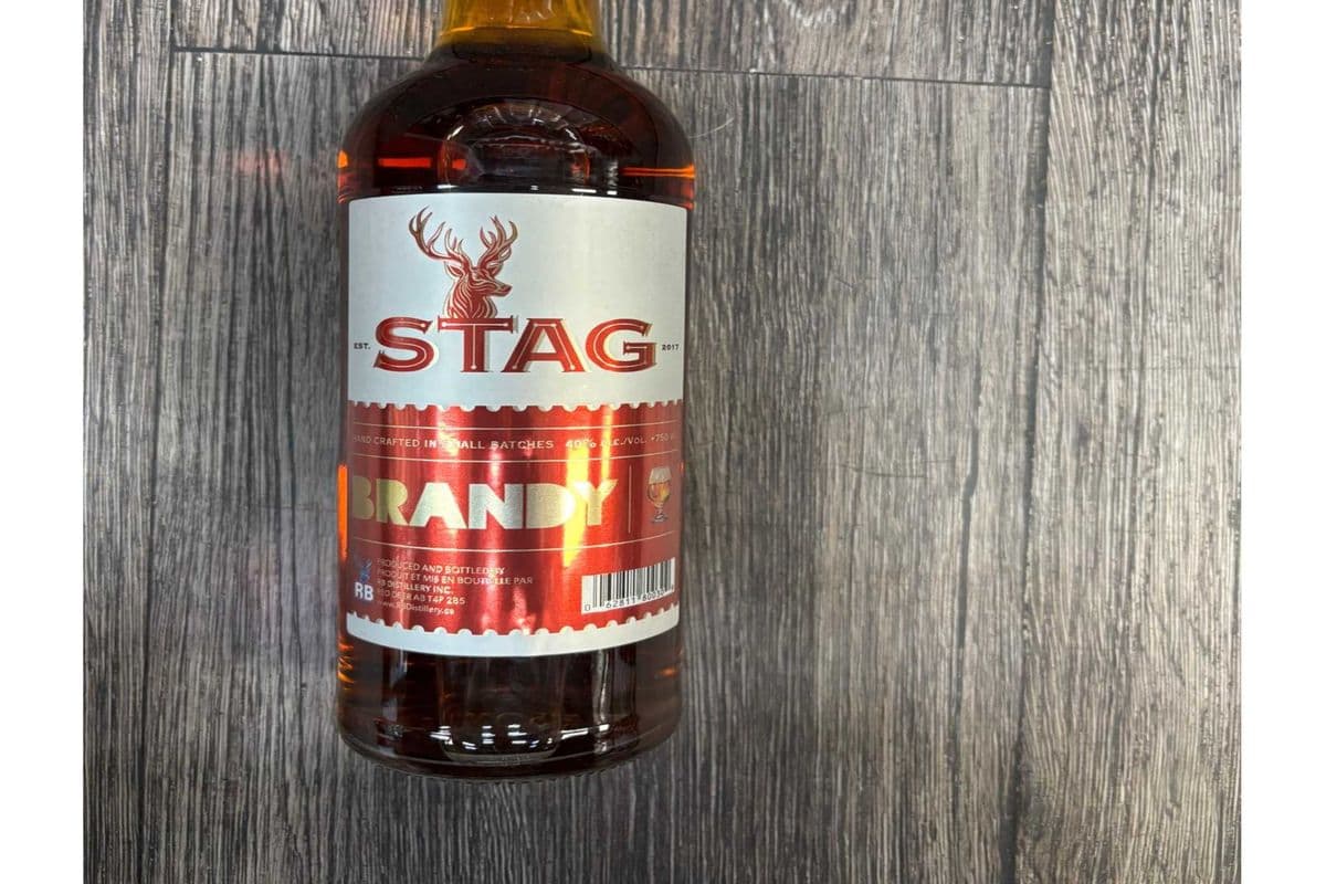 STAG BRANDY 750 ML (1 x 750 ML )