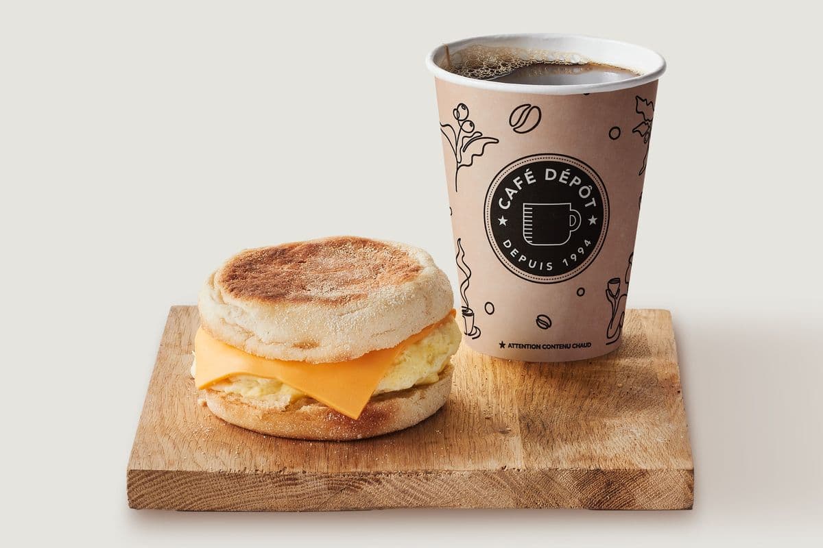 Combo sandwich au fromage et oeuf / Egg and Cheese Sandwich Combo